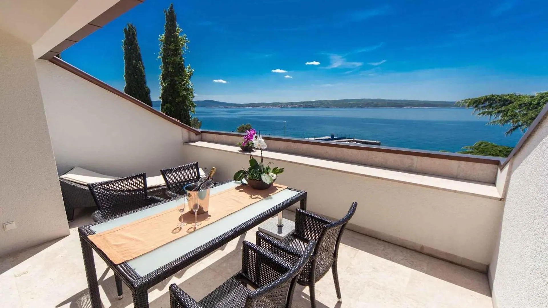 Apartments In Crikvenica 49872 Croatia