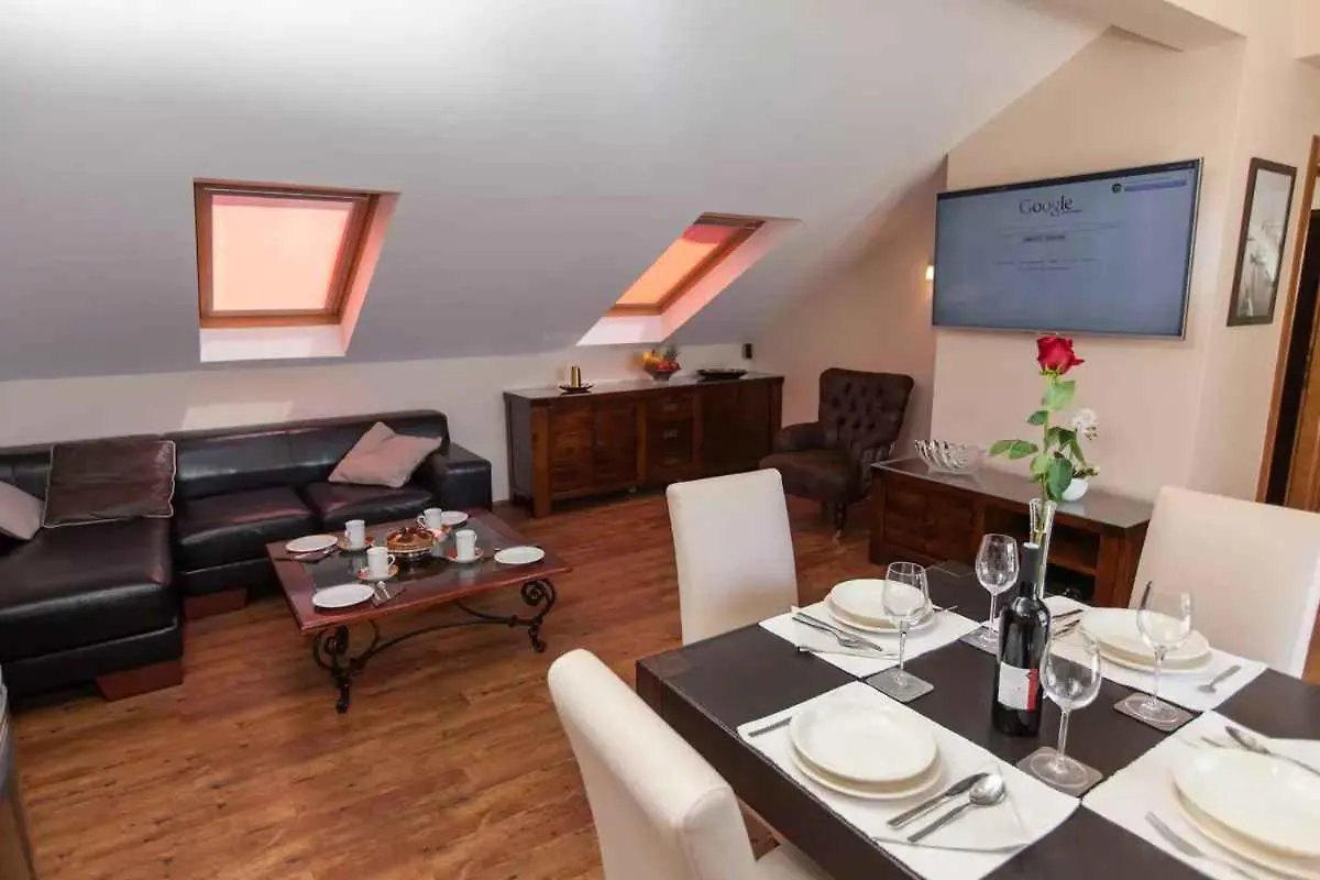 Apartments In Crikvenica 49872