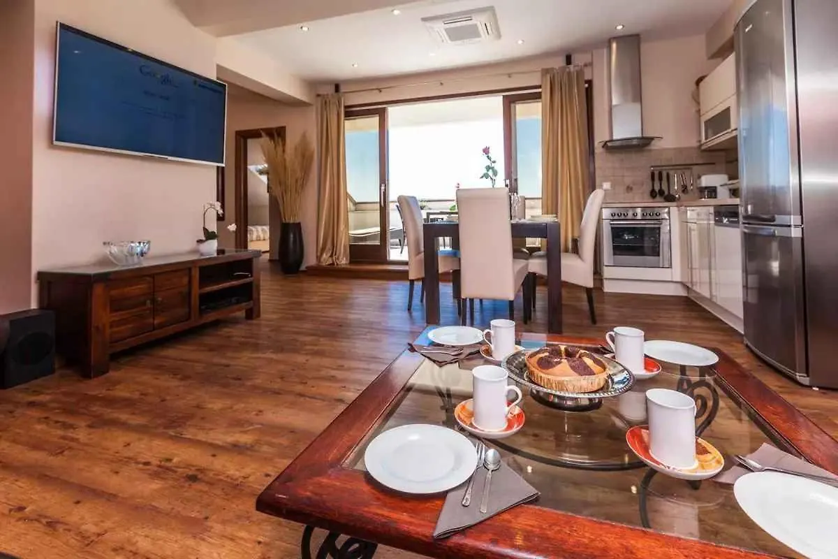 Apartments In Crikvenica 49872 Croatia